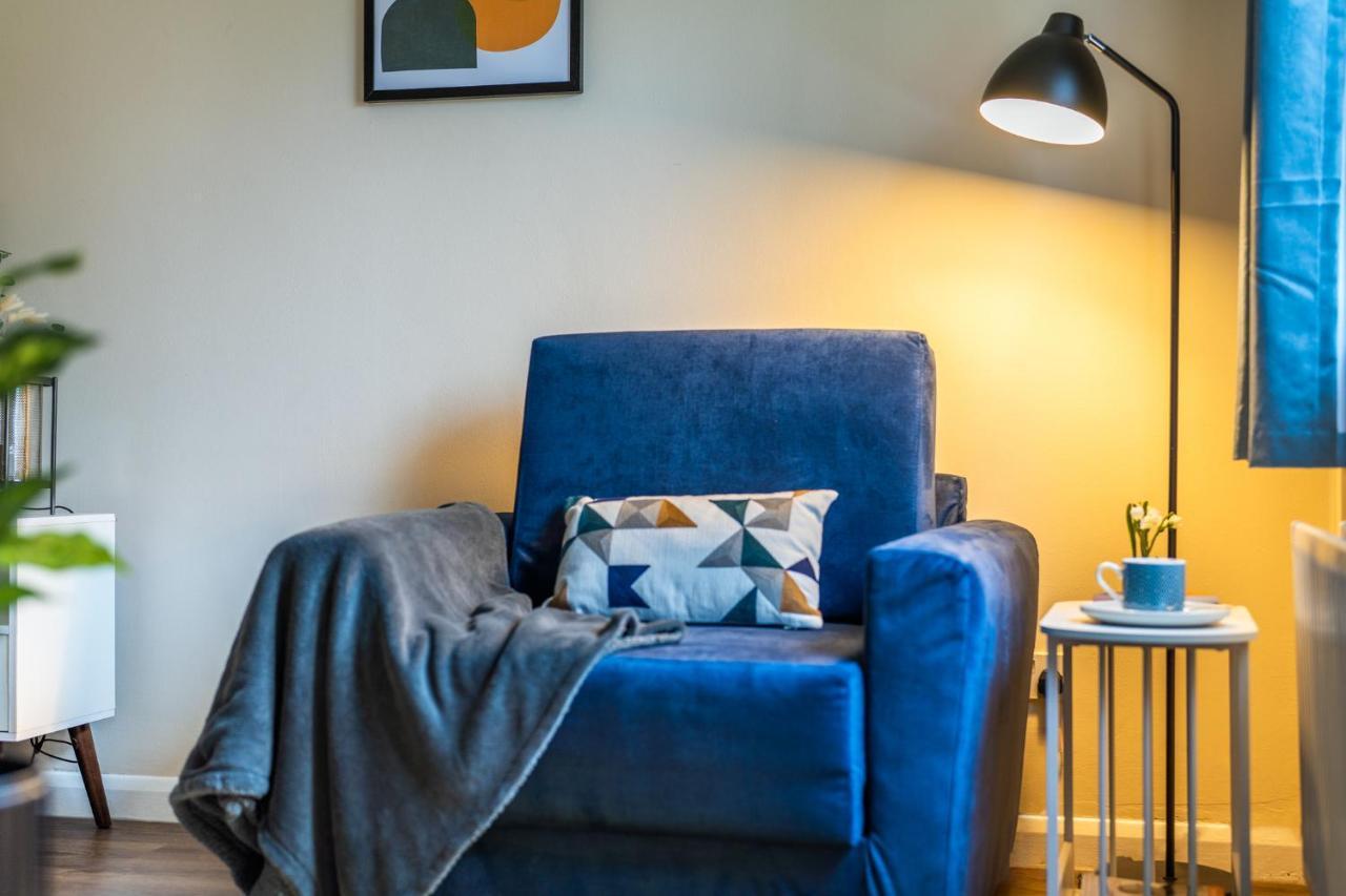 Grange Studio Apartment - Heathrow 斯坦斯 外观 照片